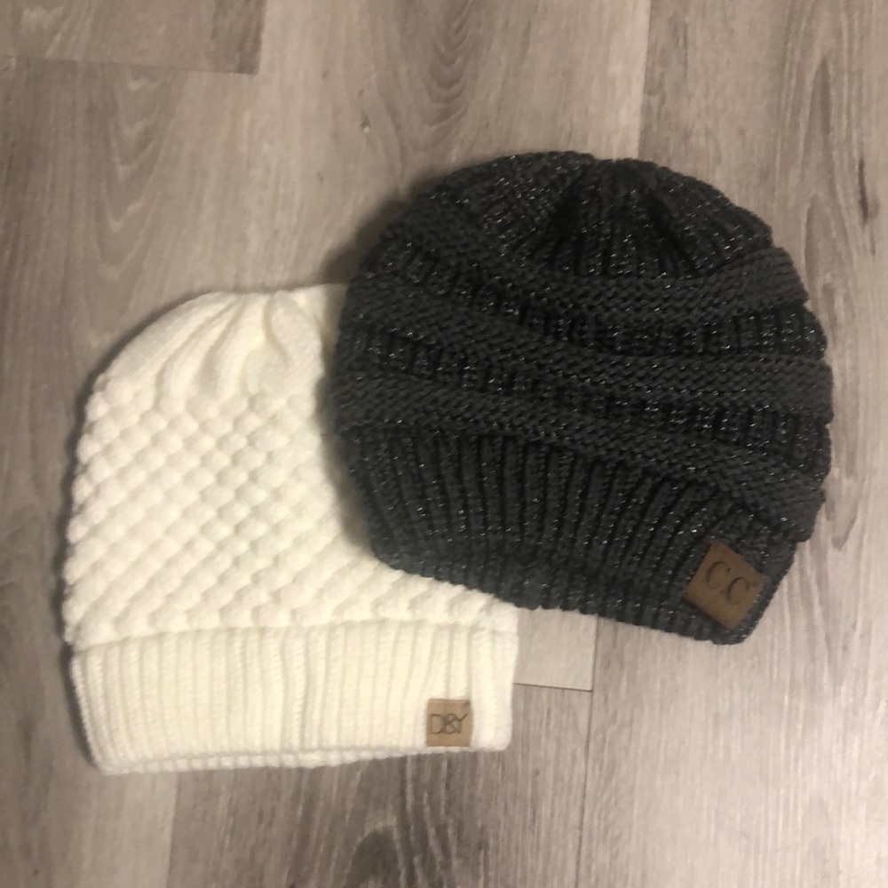 NWOT * 2 Beanie Bundle * off white/dark gray